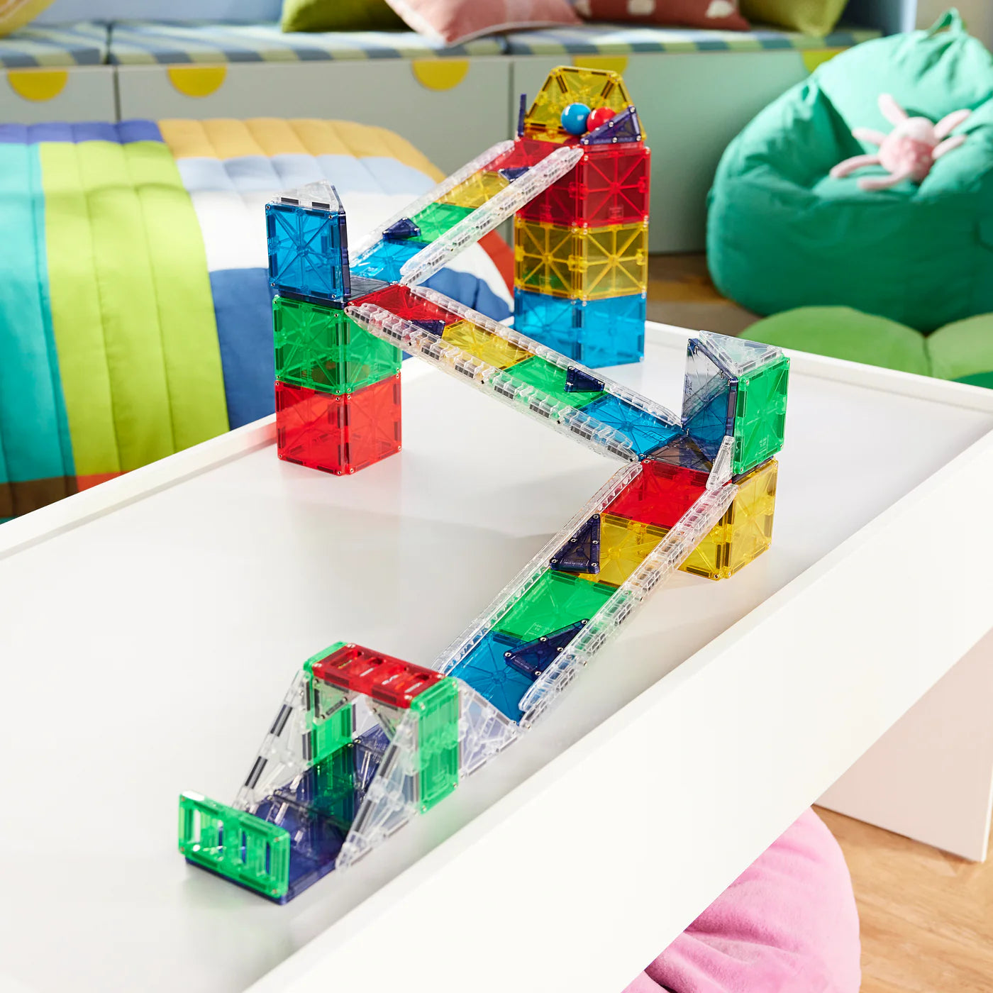 Magna-Tiles - Rail Racers Deluxe 90-Piece Set