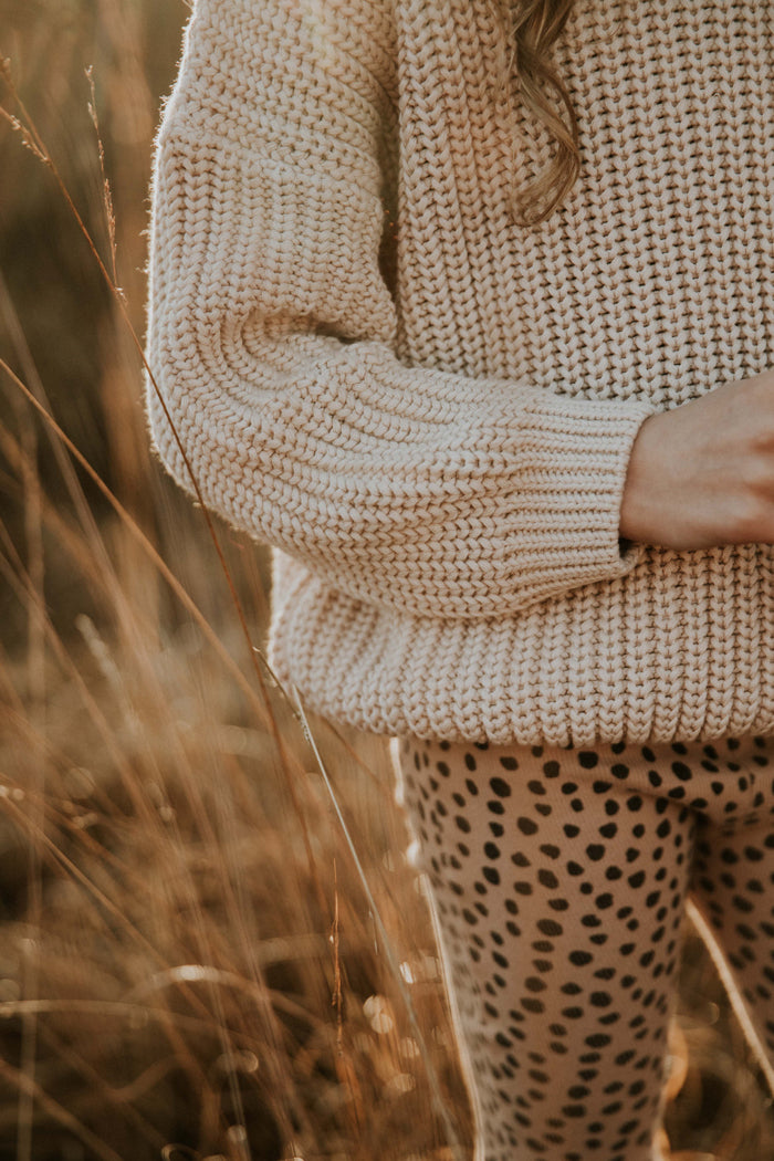 Yuki - Chunky Knitted Sweater Moon