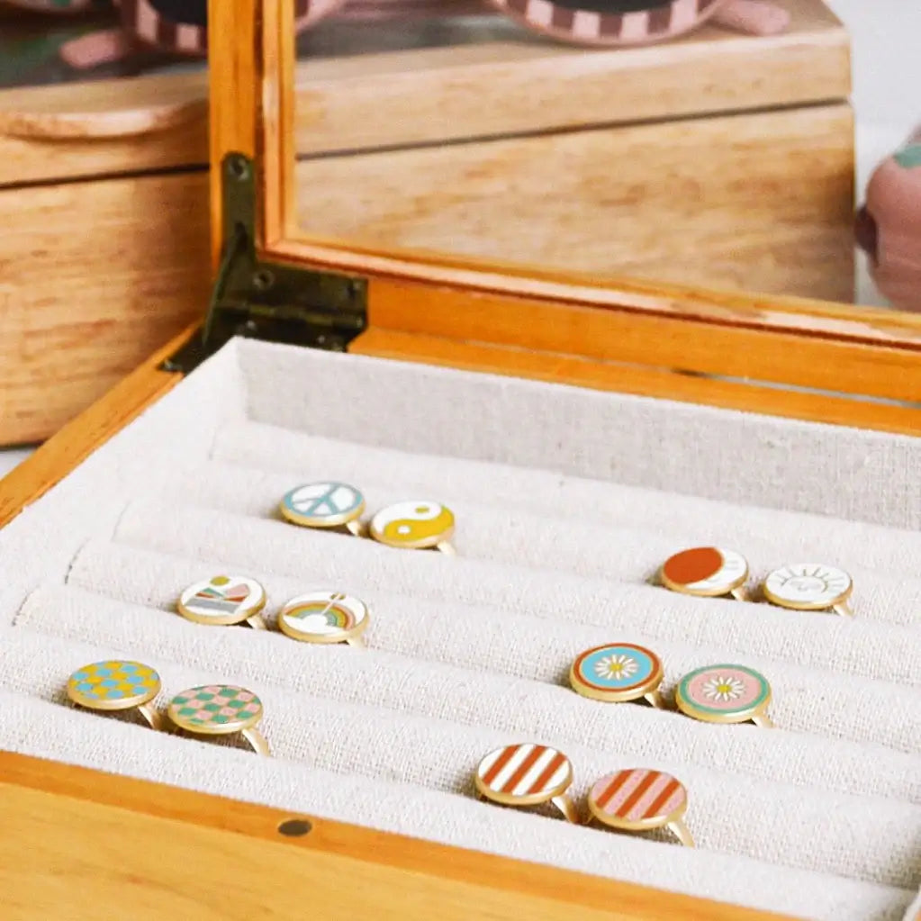 2 verstelbare ringen met 14k goudplating regenbogen