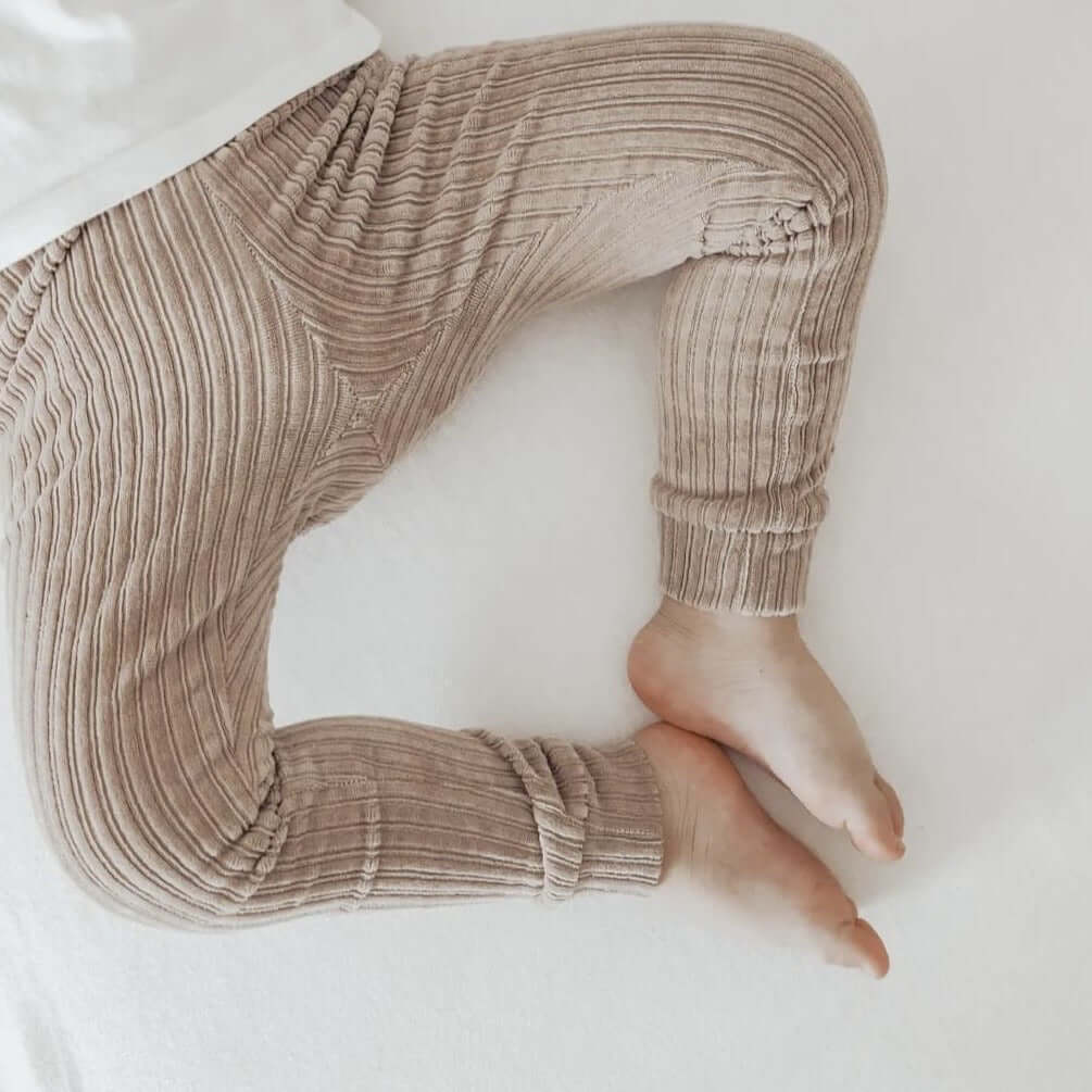 Newborn baby broekje skinny Corduroy sand