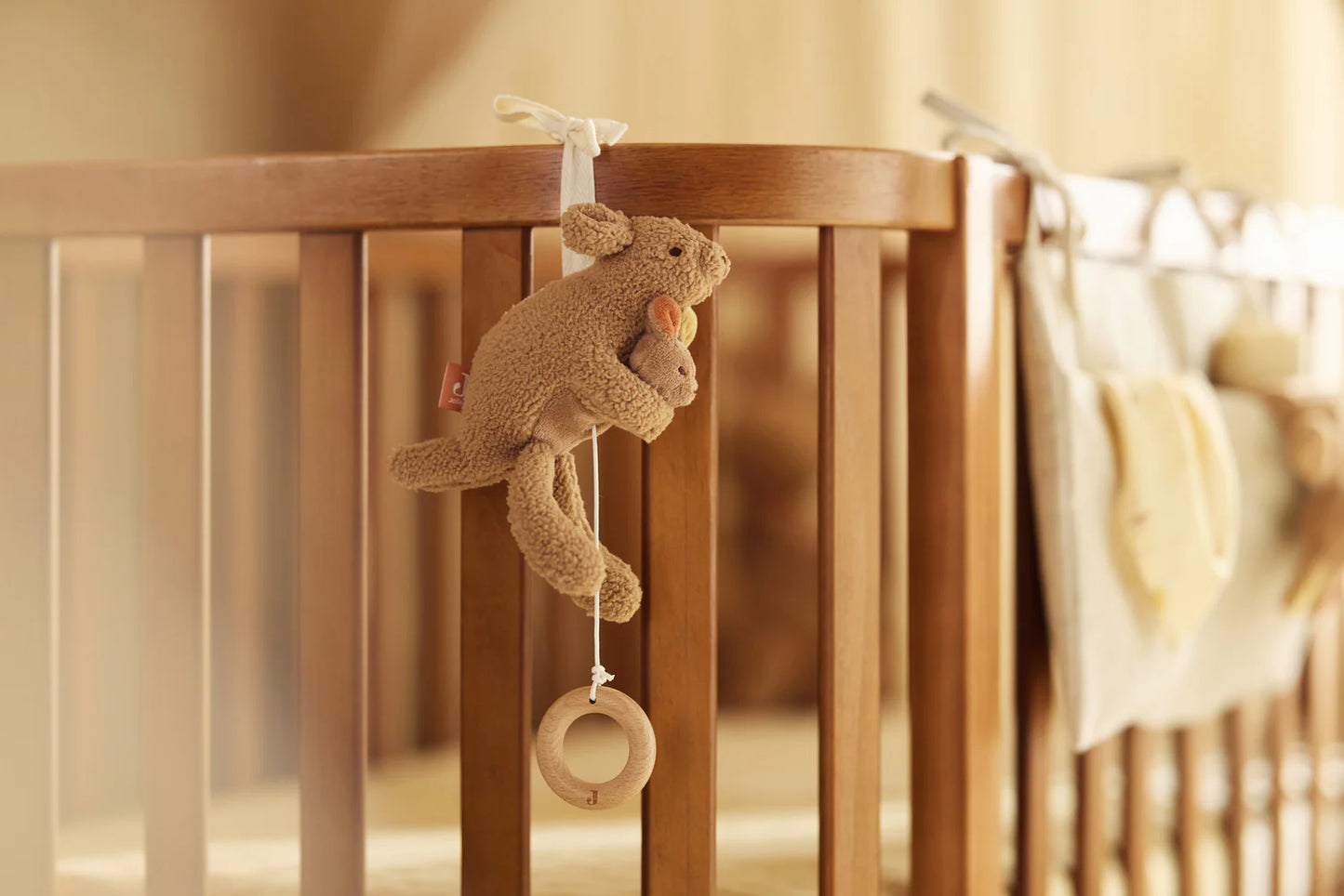 Jollein - Musical Hanger – Kangaroots | Zachte Muziekhanger voor Baby’s