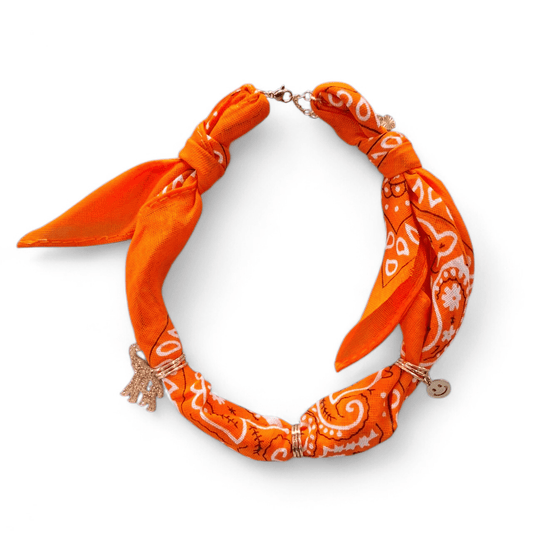 Feestbeest - Bandana Ketting Oranje met bedel