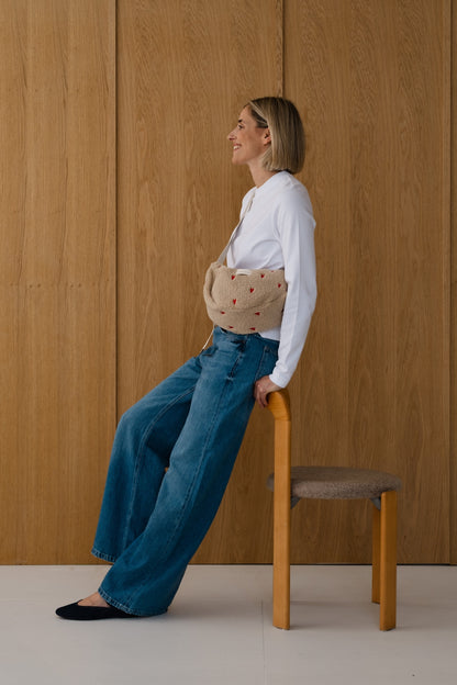 Studio Noos – Ecru Teddy Hearts Adult Fanny Pack