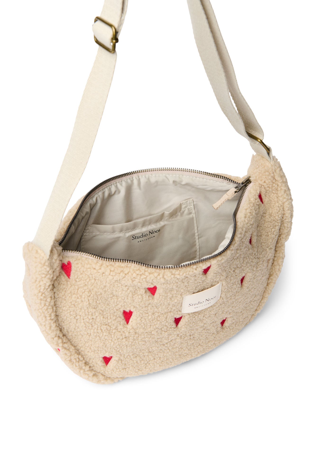 Studio Noos – Ecru Teddy Hearts Adult Fanny Pack