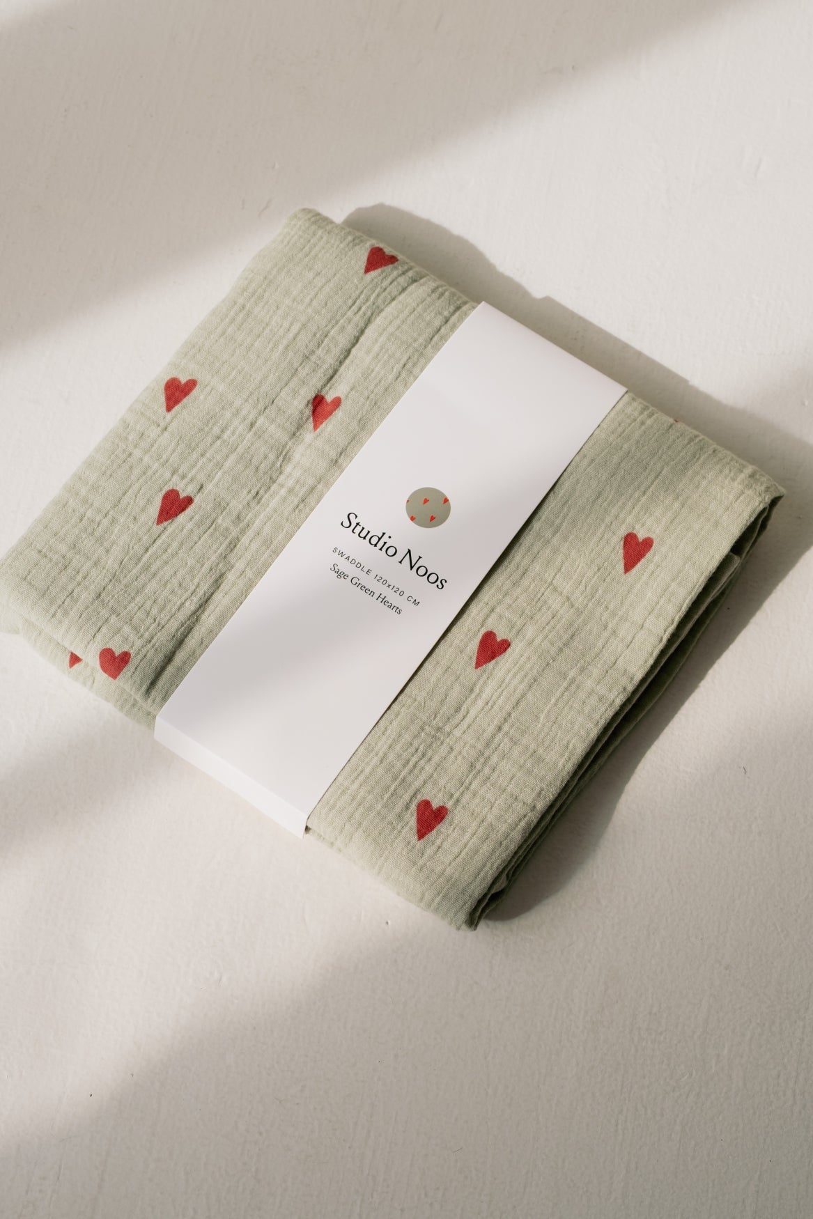 Studio Noos – Sage Green Hearts Swaddle 120x120 cm Large