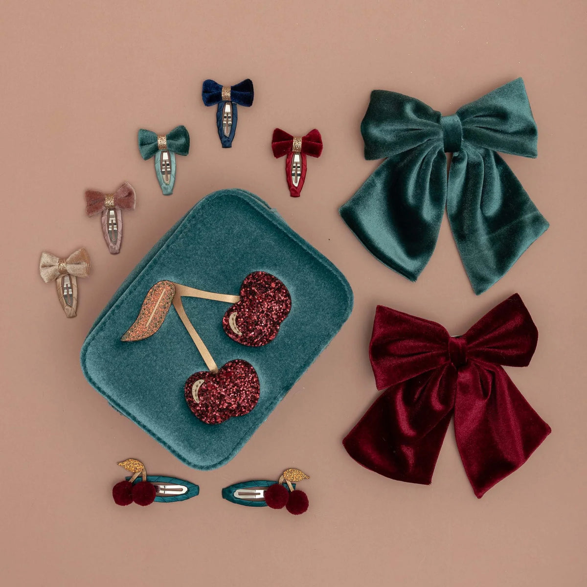 Mimi & Lula – Velvet Agnes Bows | Burgundy & Teal | 2 stuks