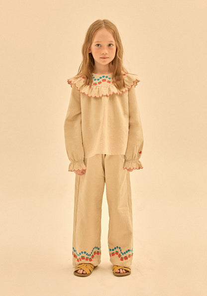 Jelly Mallow – Apple Flower Ruffle Blouse Beige