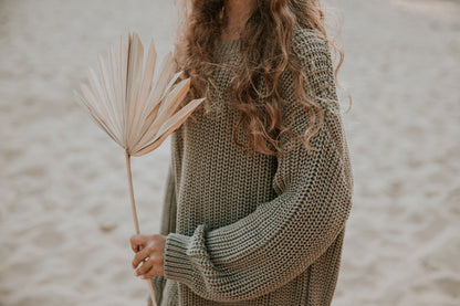 Yuki - Chunky Knitted Sweater Sage