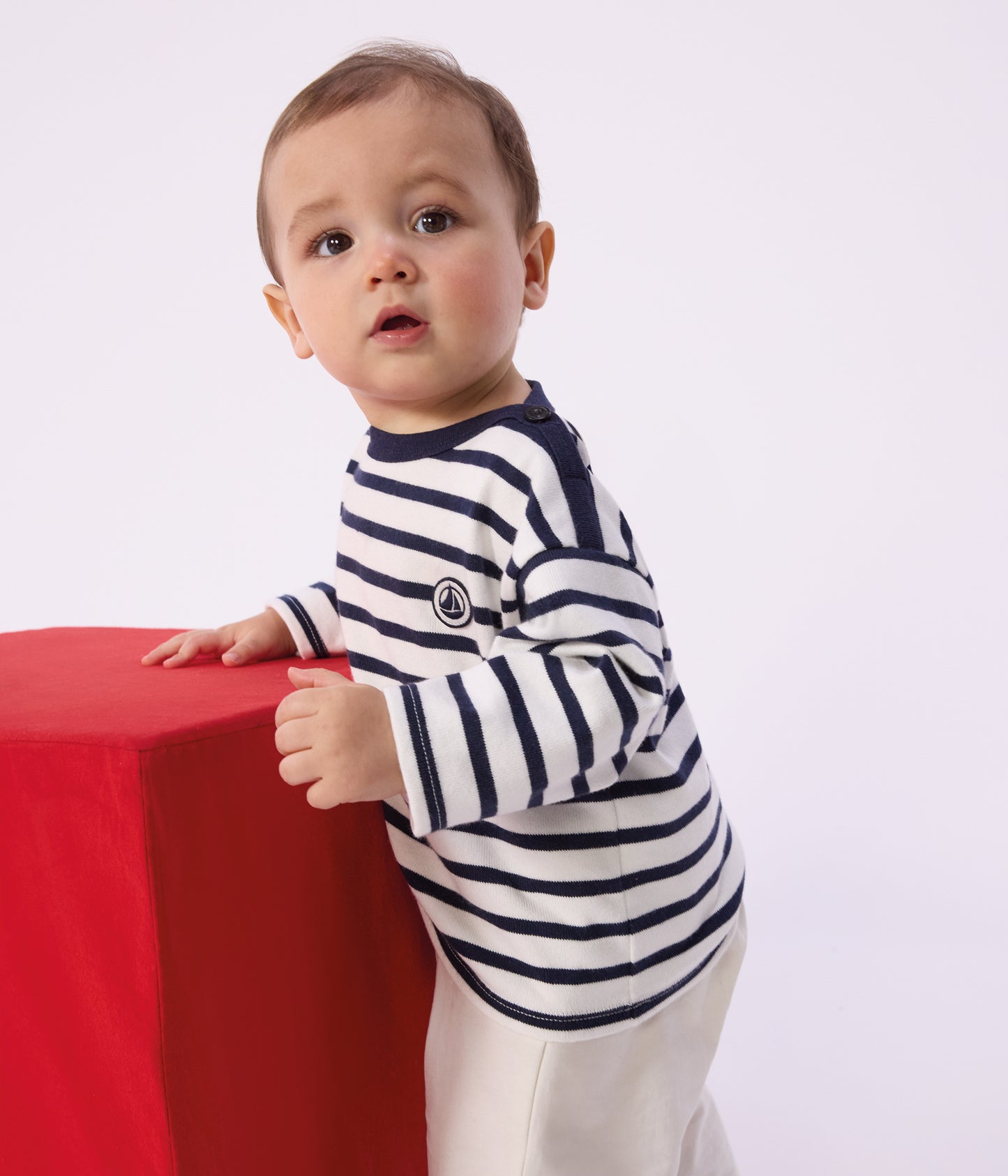 Petit Bateau – Iconische katoenen marinetrui voor baby's