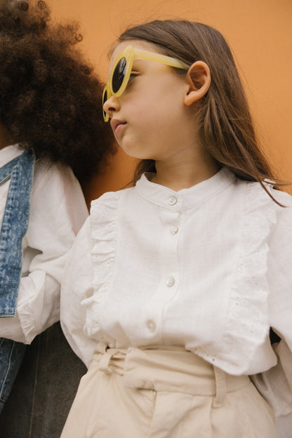 Charlie Petite - Charmaine Blouse White&Flower