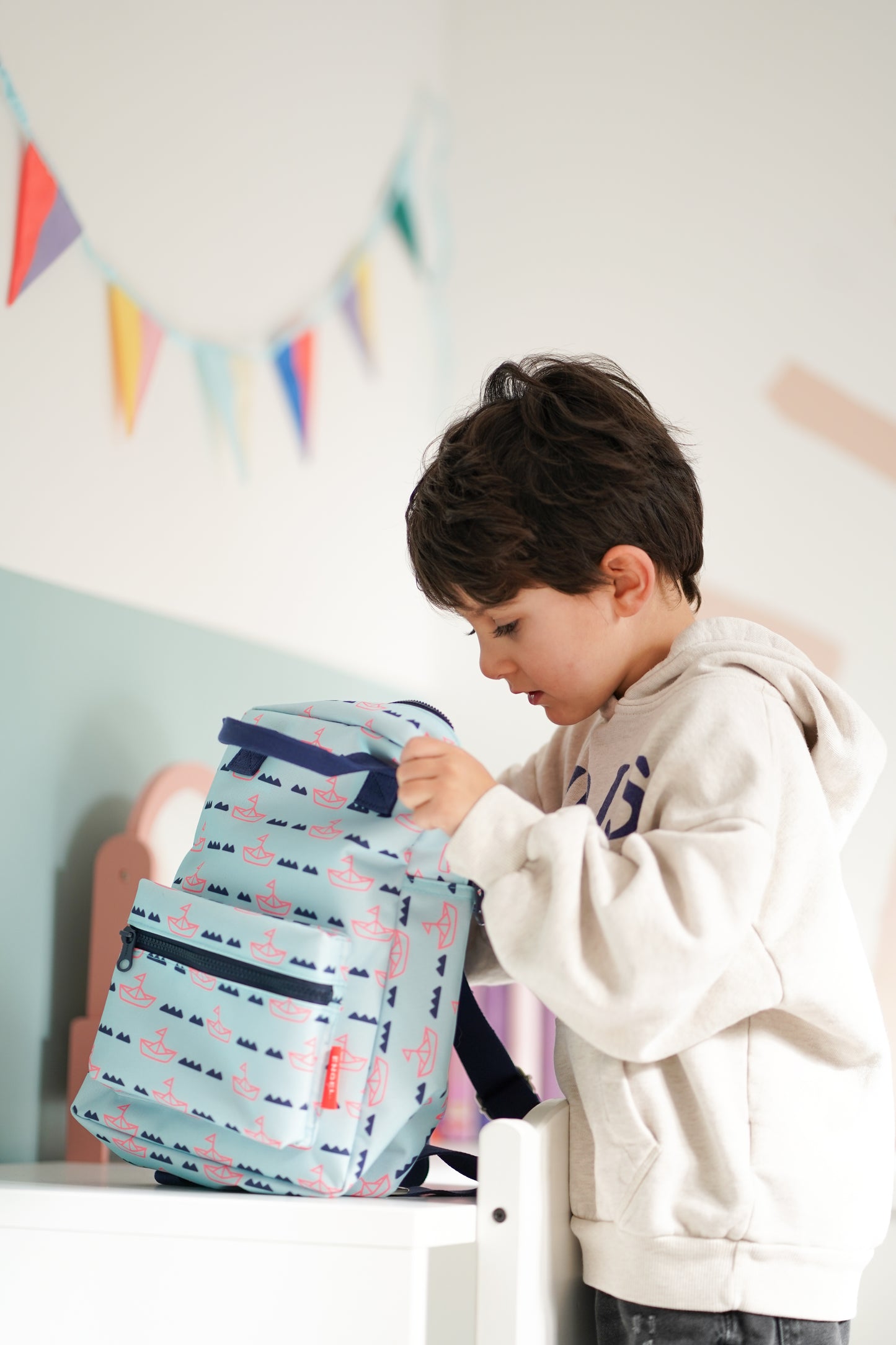 Engel. – Paper Boats Rugzak