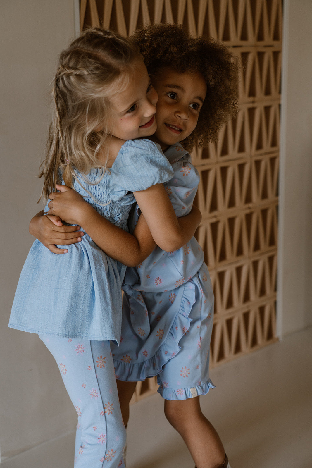 Navy Natural – Emma Top Blue