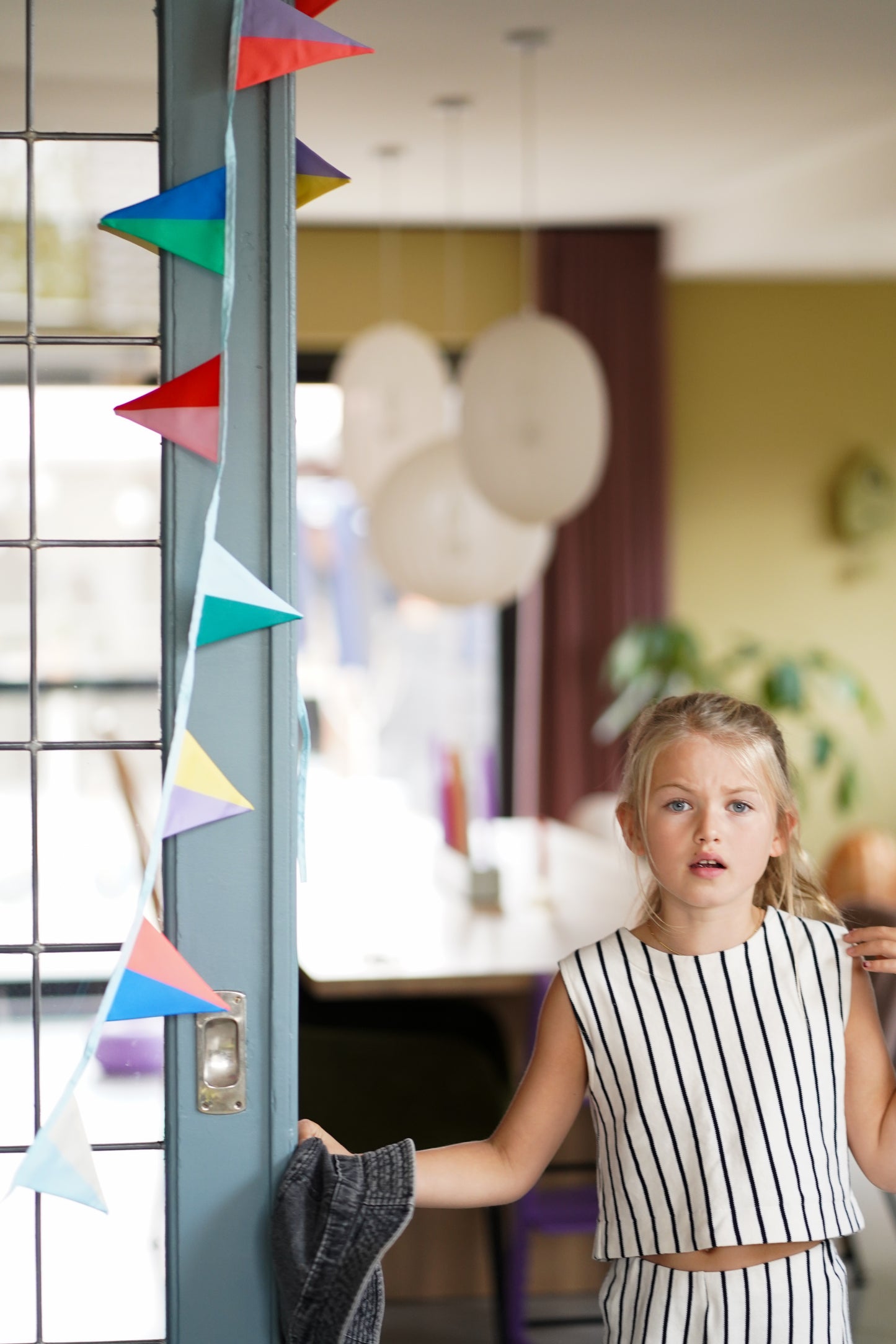 Engel. – Slingers | Circus Large