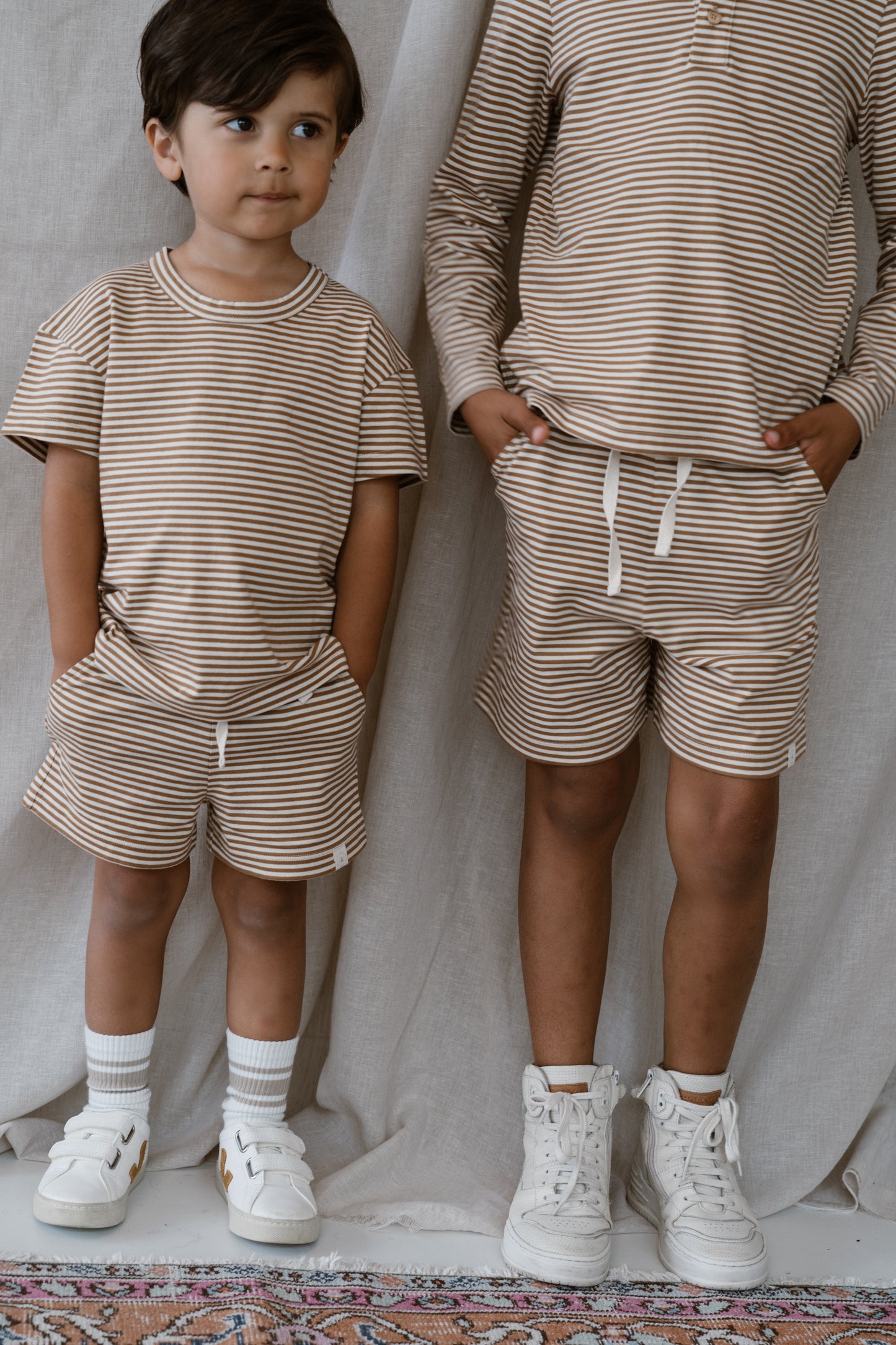 Navy Natural - Niels short biscuit stripe