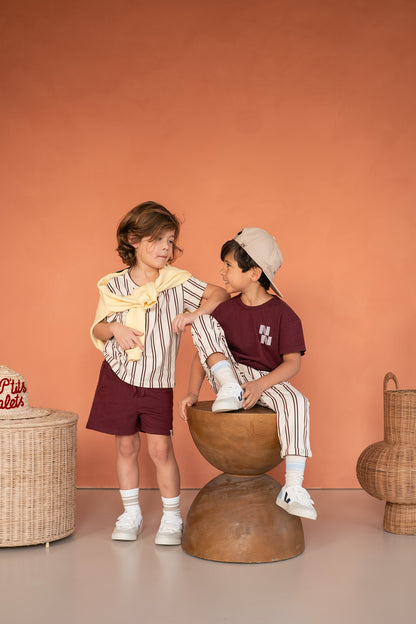 Navy Natural – Niels Short Burgundy