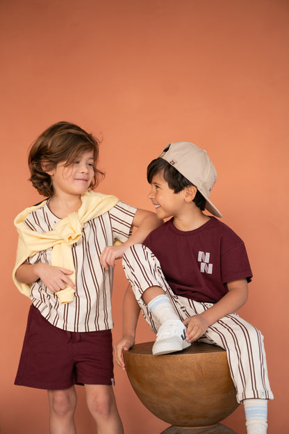 Navy Natural – Niels Short Burgundy