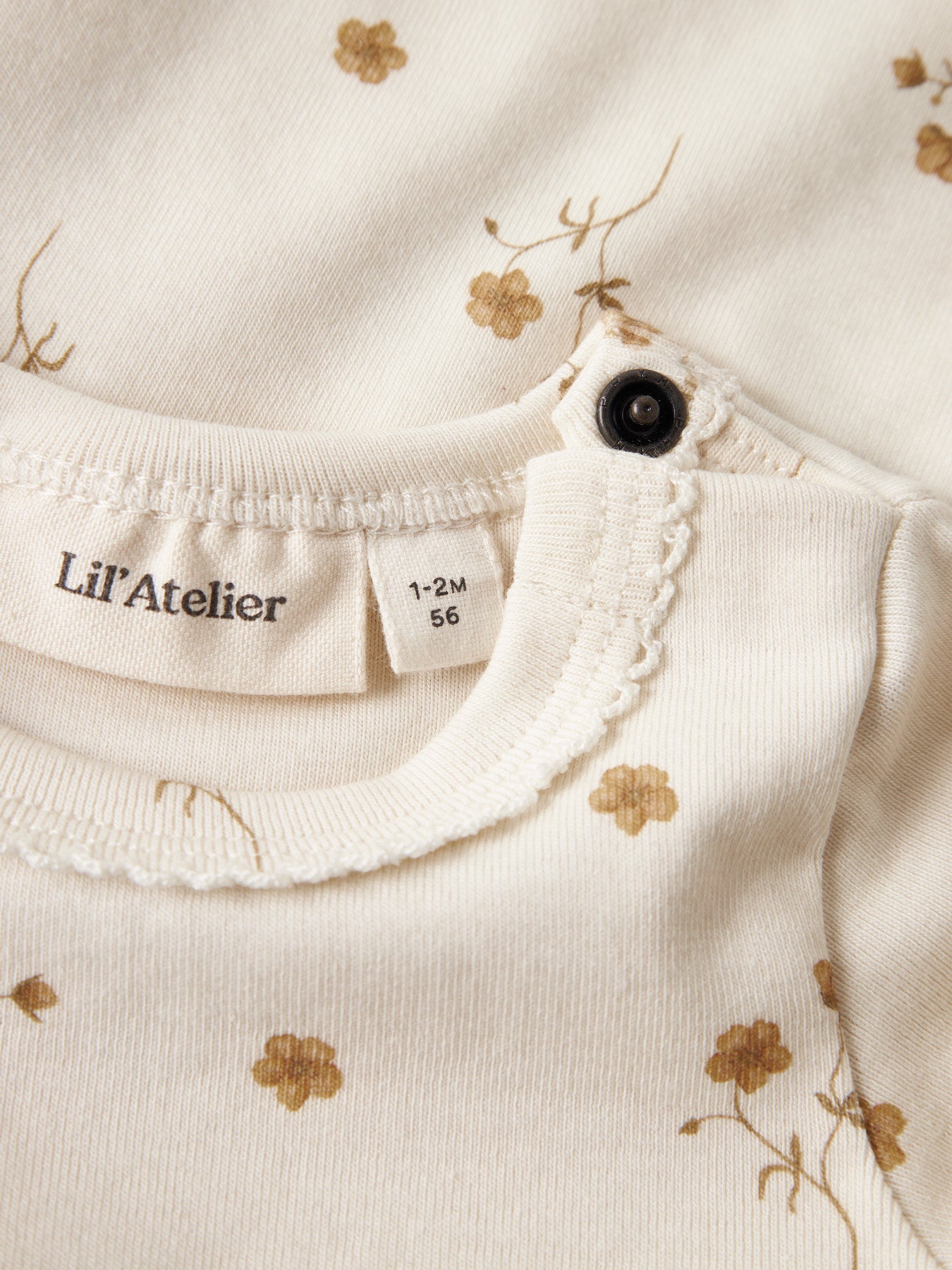 Lil' Atelier - Baby Romper NBFLAYO SIG LS Slim Body | Coconut Milk Flower Yellow