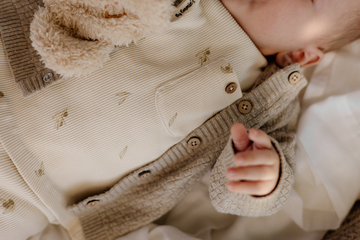 Levv - Newborn Vest Greige Melle