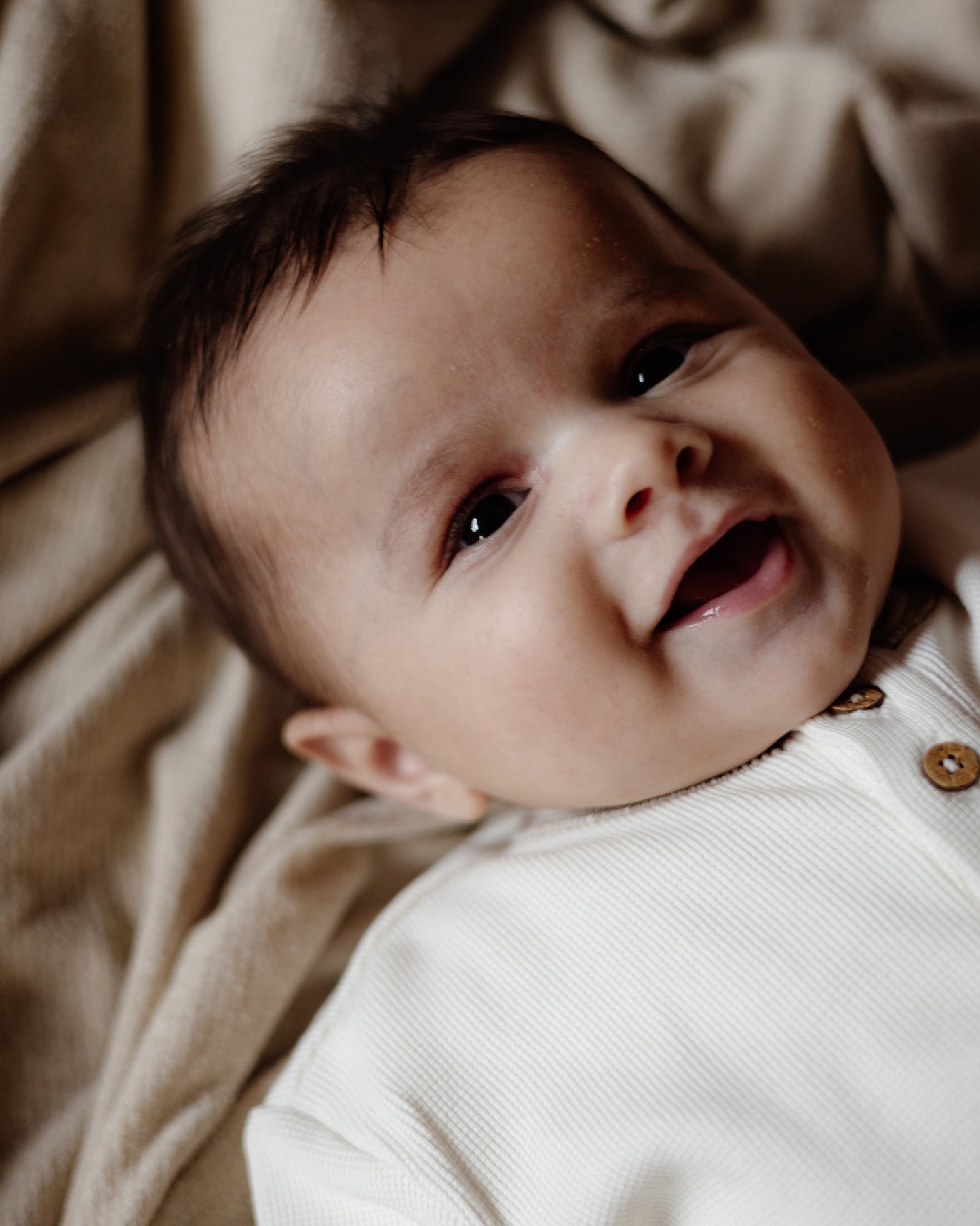 Levv  - Nathan Baby Longsleeve White Cream | Wafelstructuur Longsleeve van Biologisch Katoen
