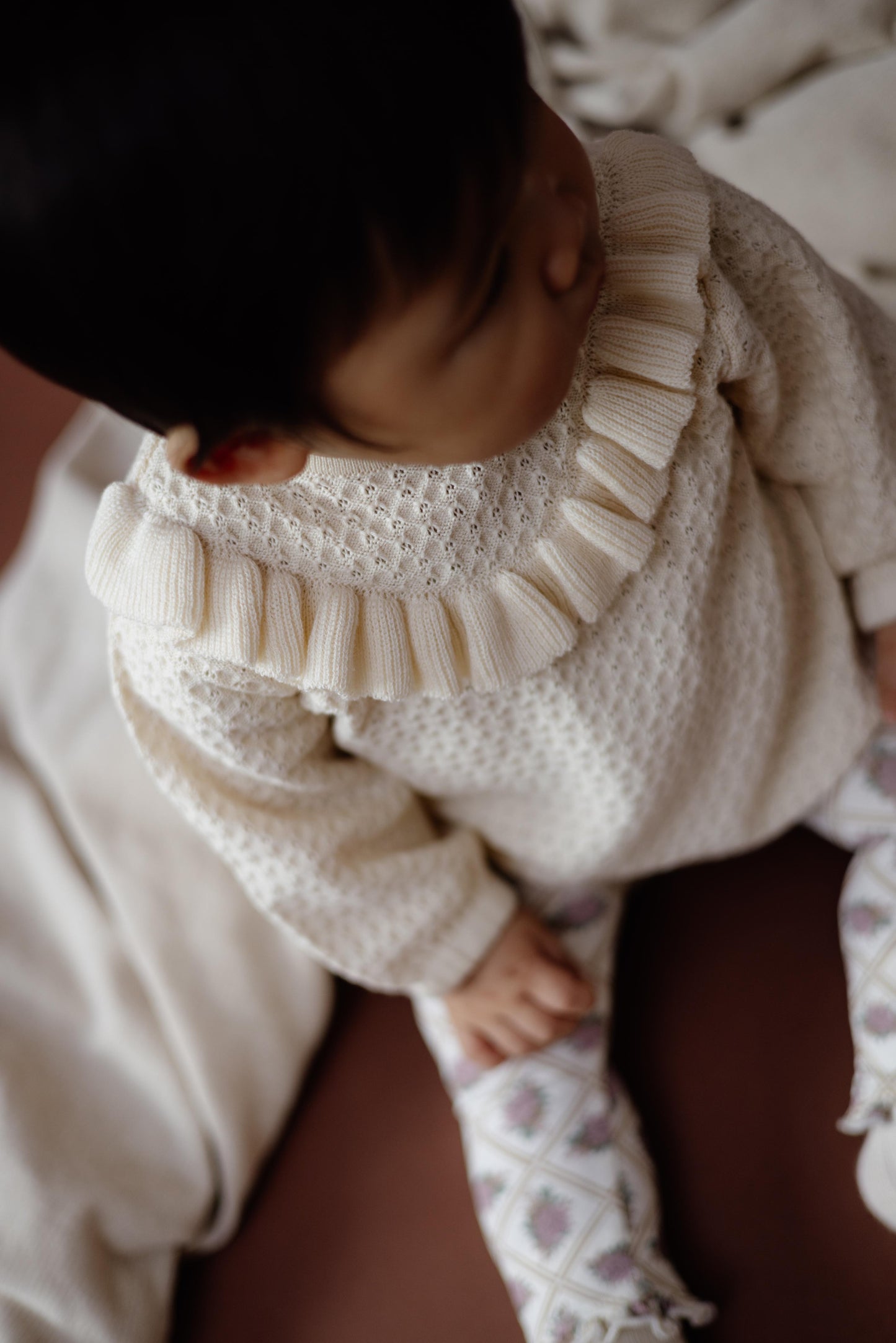 Levv  - Niki Baby Sweater White Cream | Gebreide Sweater met Romantische Ruches