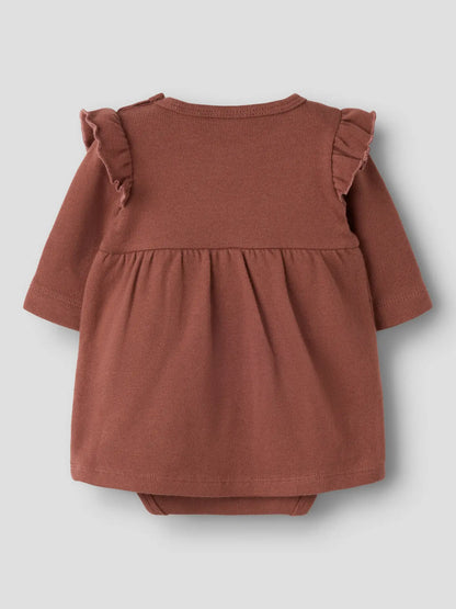 Lil' Atelier - Ruffle Body Baby Jurk | Mocha Mousse