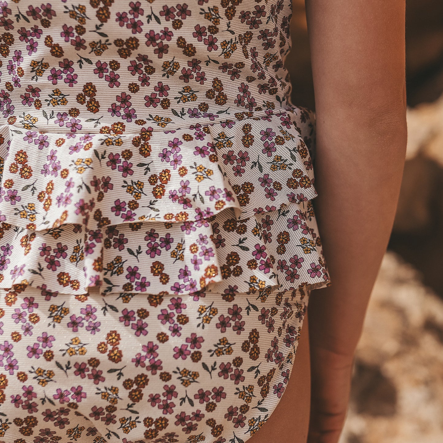 Salted Stories - Sparkly Flower Swimsuit – White Swan | Betoverend Meisjes Badpak met Glitterdetails