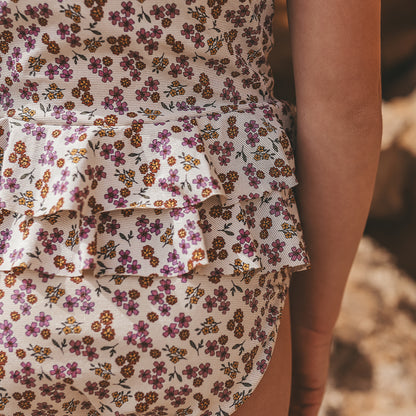 Salted Stories - Sparkly Flower Swimsuit – White Swan | Betoverend Meisjes Badpak met Glitterdetails