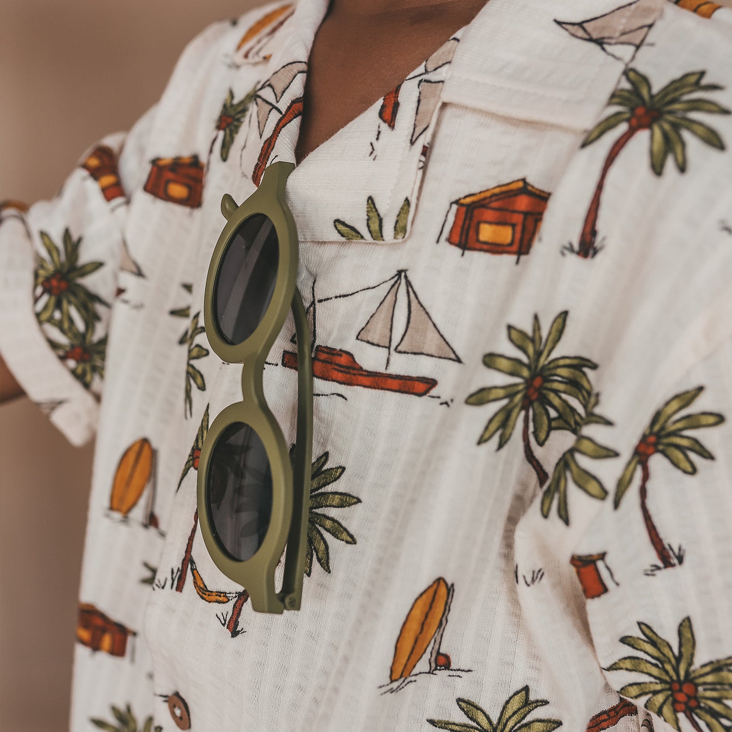 Salted Stories - Sailing Loose Shirt – White Swan | Luchtig Jongensshirt van 100% Katoen