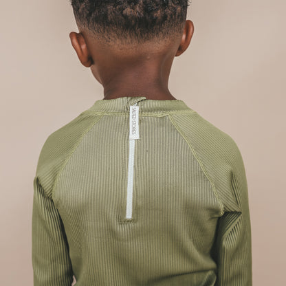 Salted Stories - Solid Rib Swim Longsleeve – Iguana | Comfortabel UV‑vriendelijk Zwemshirt voor Jongens