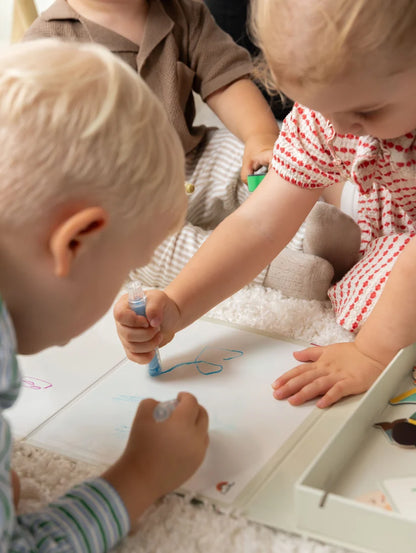 Tix & Mix - Magnetic Play Box | Farm Zone