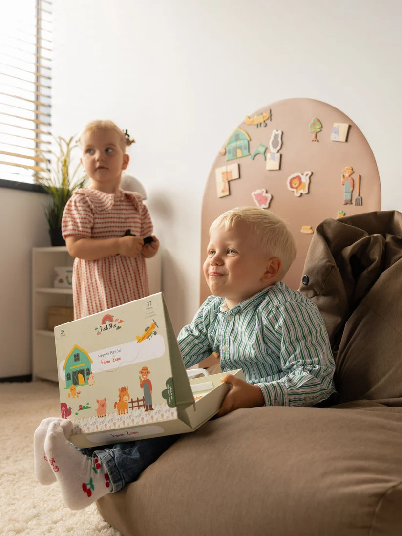 Tix & Mix - Magnetic Play Box | Farm Zone