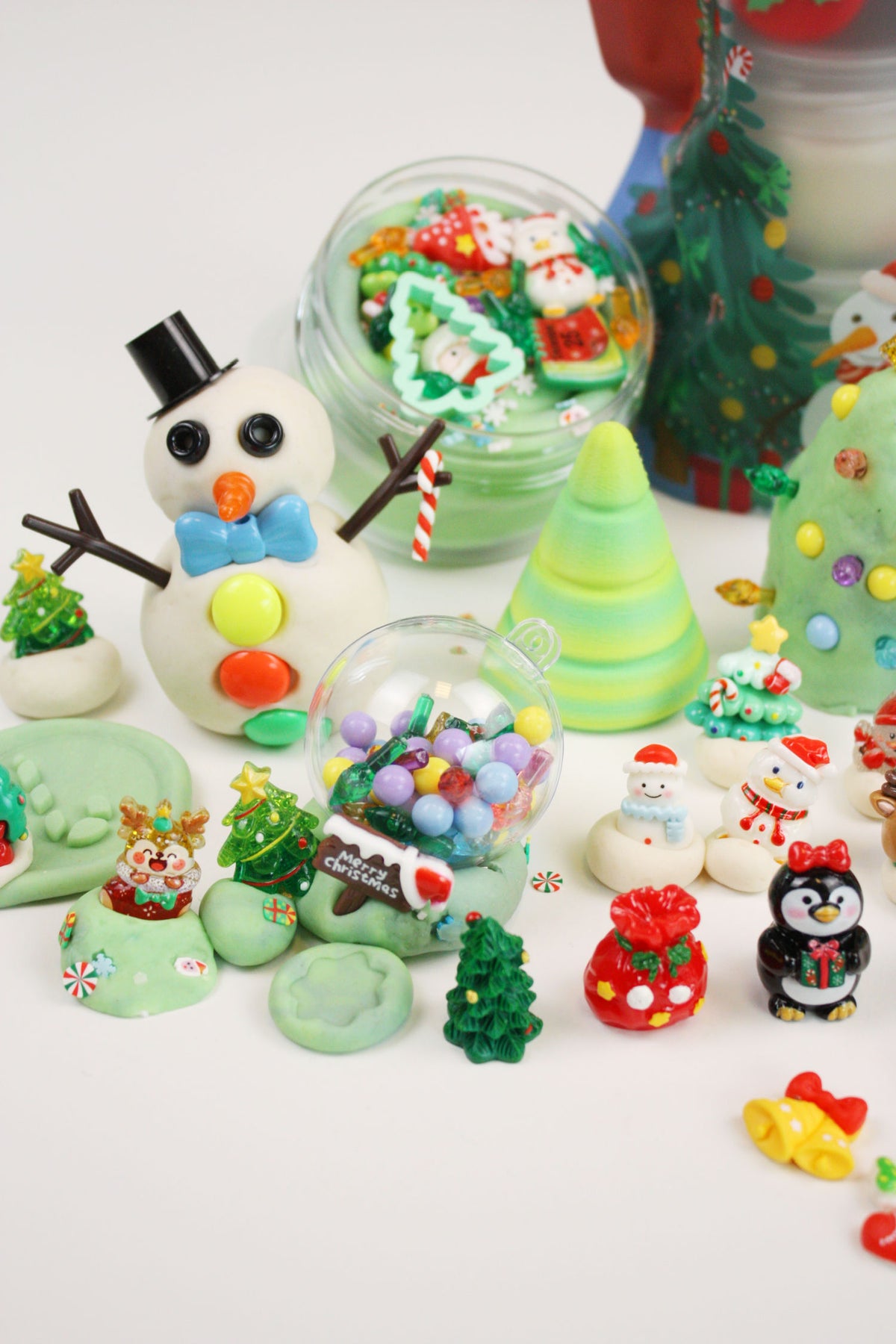 Invitation to Imagine - Happy Holidays Busy Bag | Christmas Sensory Play Kit