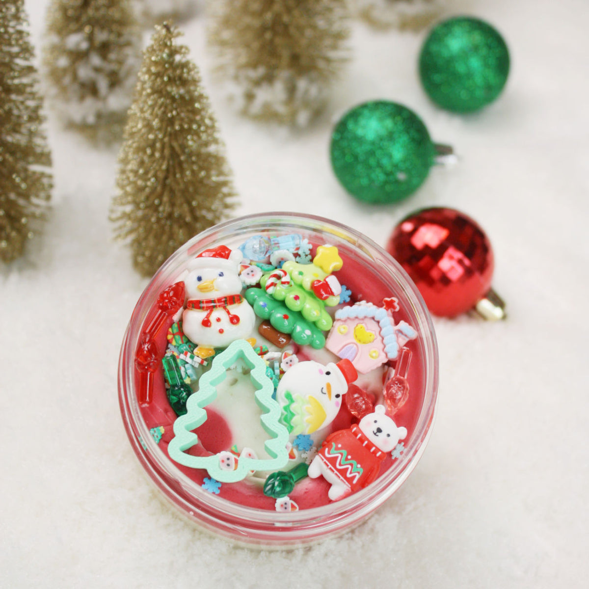 Invitation to Imagine - Happy Christmas Surprise Pot | Dutch Dough 250g