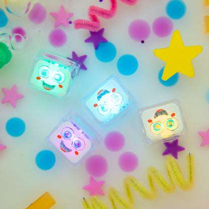 Glo Pals - Blair Pal Light-Up Cubes (lichtgevend badspeelgoed)