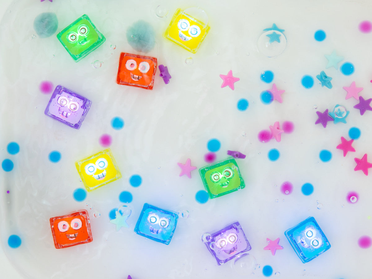 Glo Pals - Sammy Pal Light-Up Cubes (lichtgevend badspeelgoed)