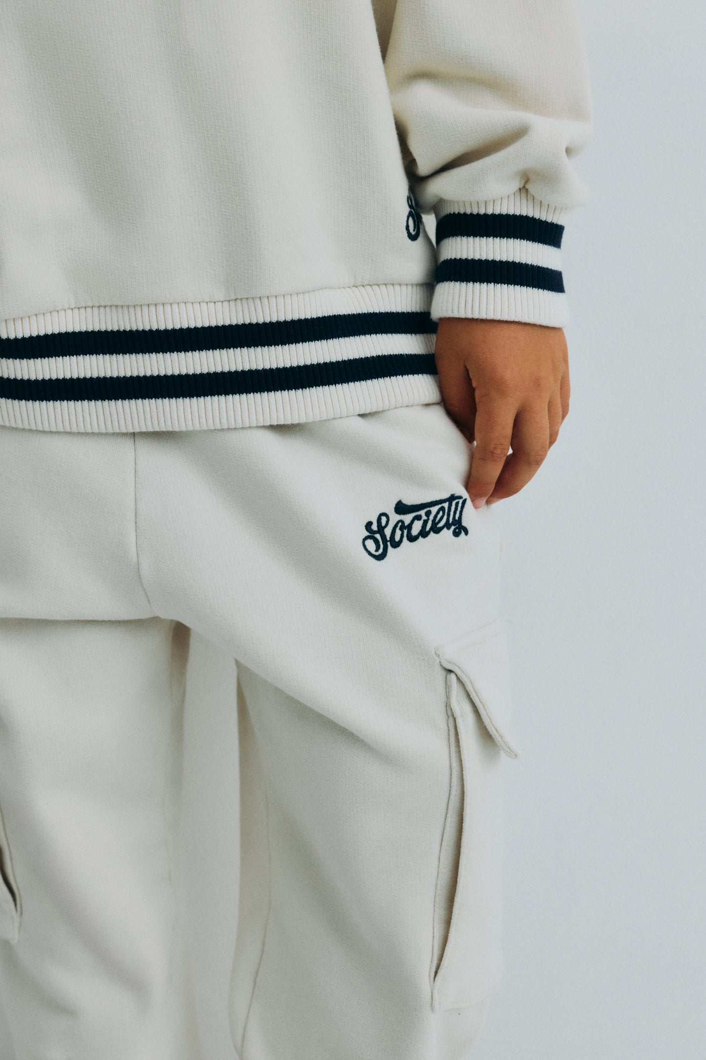 The New Society - Finnia Cargo Jogging Ecru